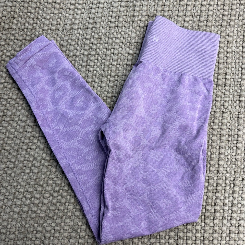 NVGTN Purple High-Waisted Leggings